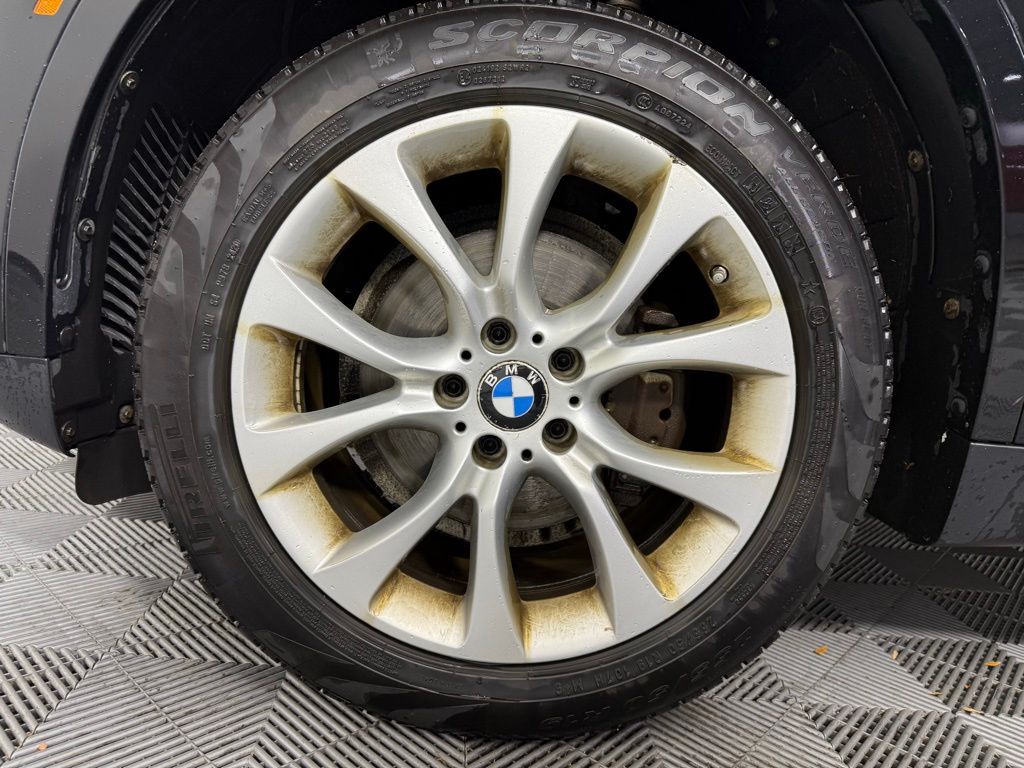 Thumbnail: 2015 BMW X5 - 9