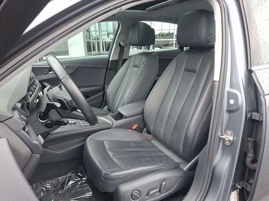 Thumbnail: 2017 Audi A4 - 13