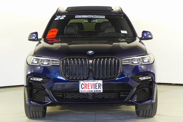 2022 BMW X7 xDrive40i 3