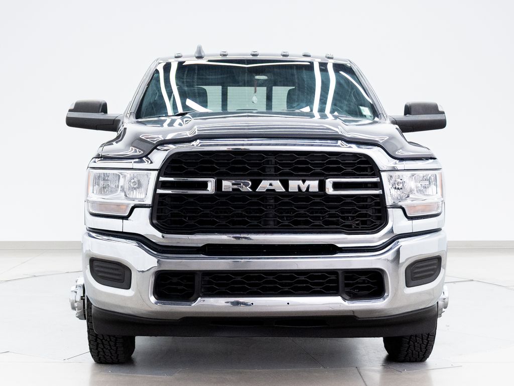 2022 Granite Crystal Metallic Clearcoat Ram 3500 Tradesman 4X4 Truck