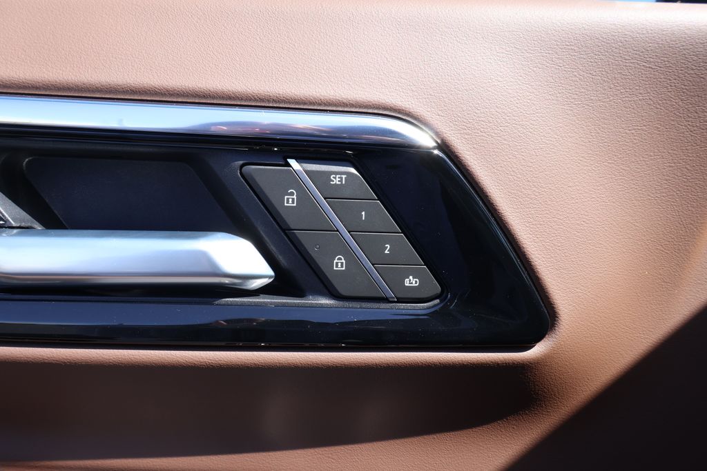 2025 Chevrolet Tahoe High Country 18