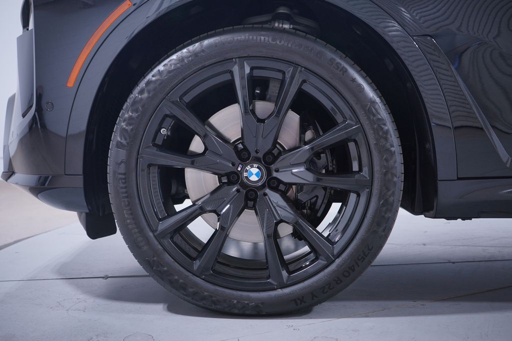 Thumbnail: 2023 BMW X7 - 2