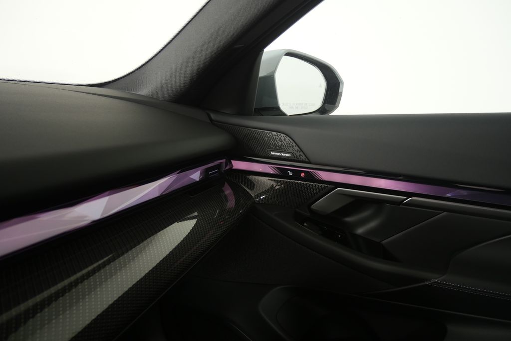 Thumbnail: 2026 BMW i5 - 24