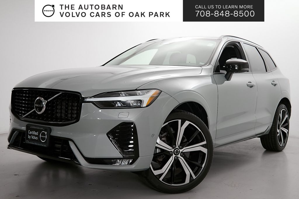 2024 Volvo XC60 B5 Ultimate Dark Theme AWD