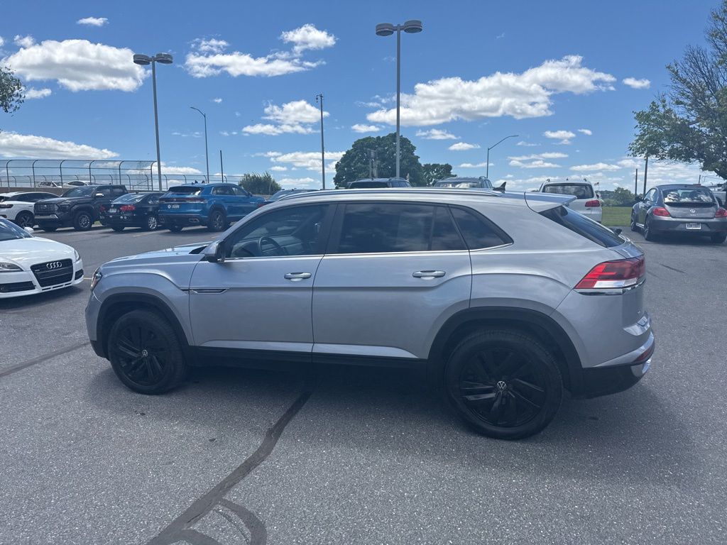 2023 Volkswagen Atlas Cross Sport 2.0T SE w/Technology Silver at Subaru and VW of Moon Township