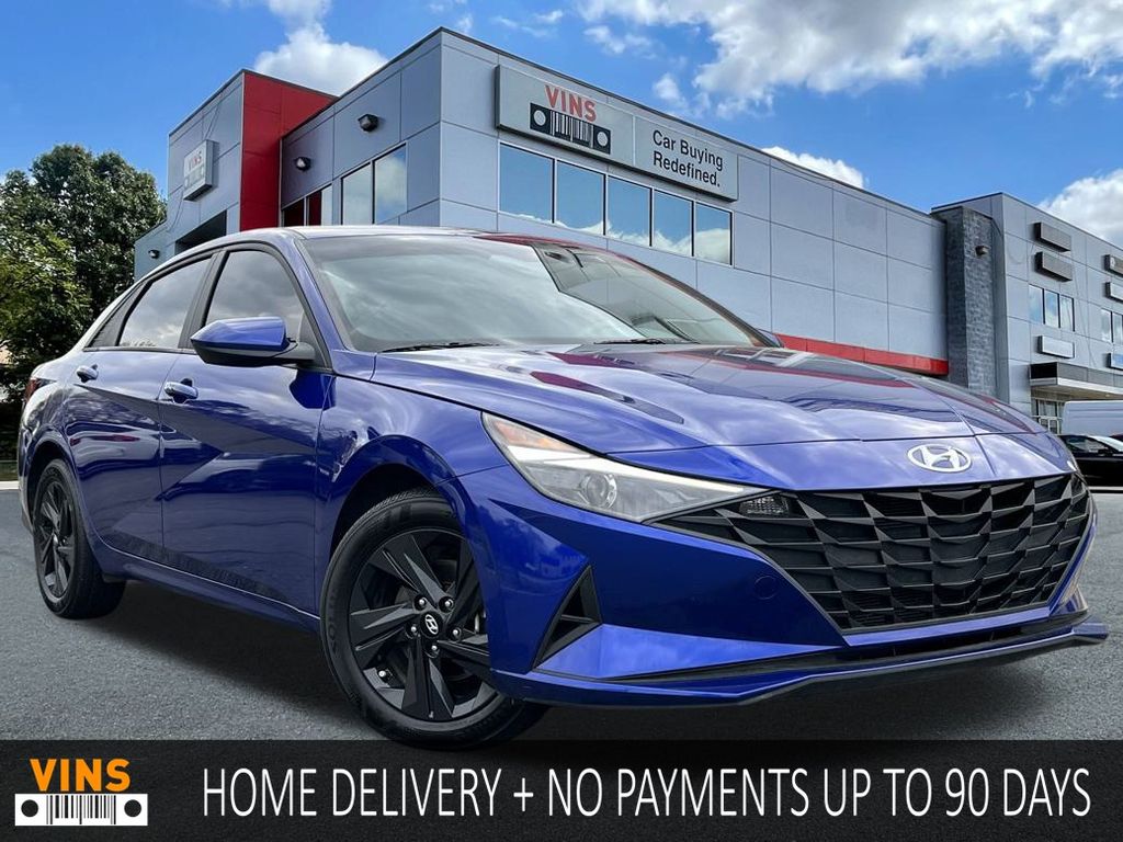 2023 Hyundai Elantra SEL photo