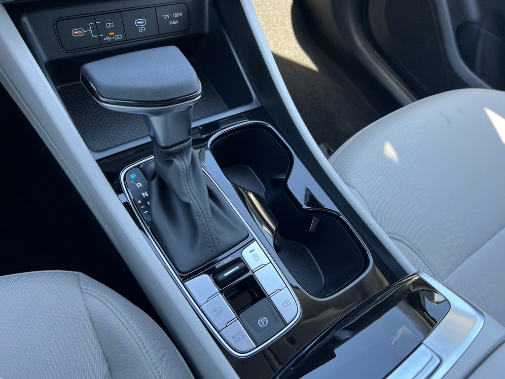 New 2026 White Hyundai SEL image 29