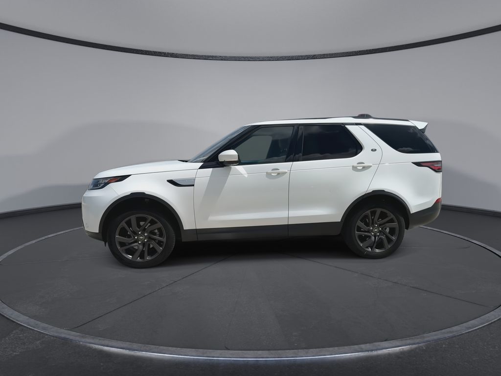 Thumbnail: 2018 Land Rover Discovery - 5