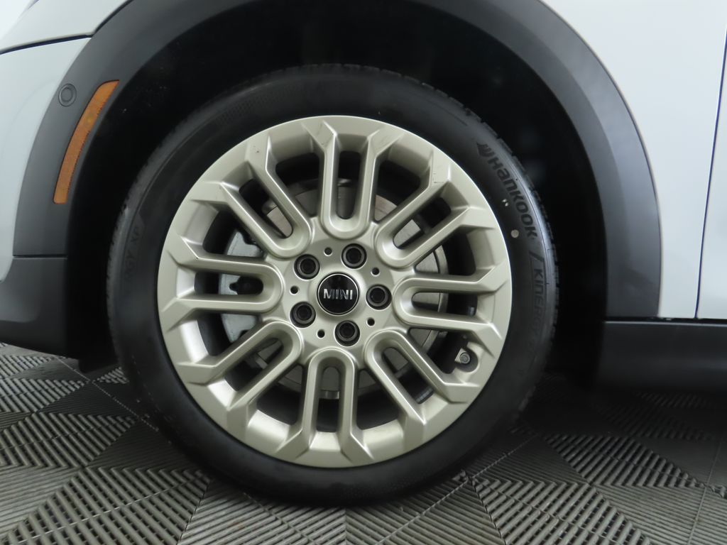 Thumbnail: 2026 MINI Cooper - 32
