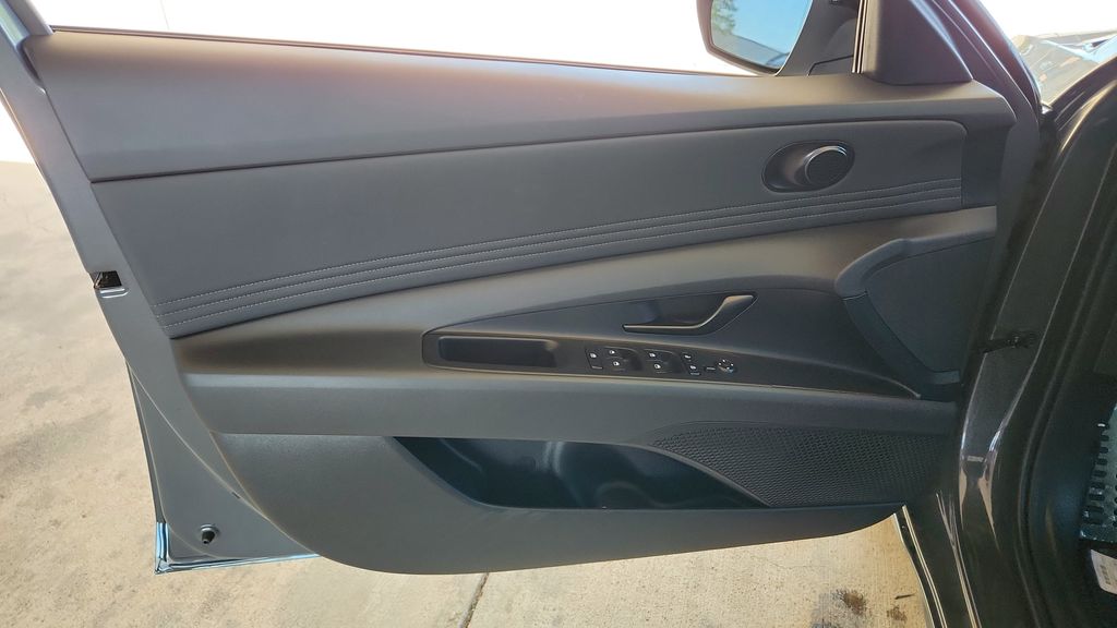 2026 Hyundai Elantra Hybrid