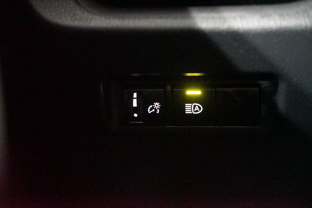 Thumbnail: 2024 Toyota RAV4 - 24