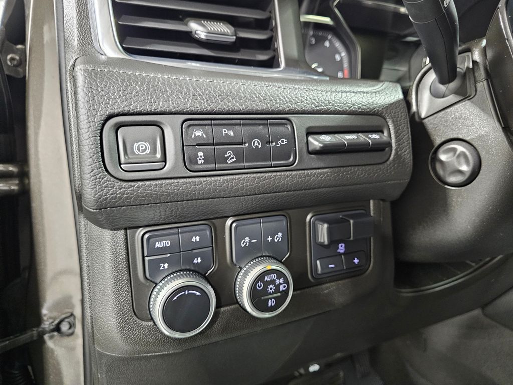 Used 2021  GMC Denali image 24