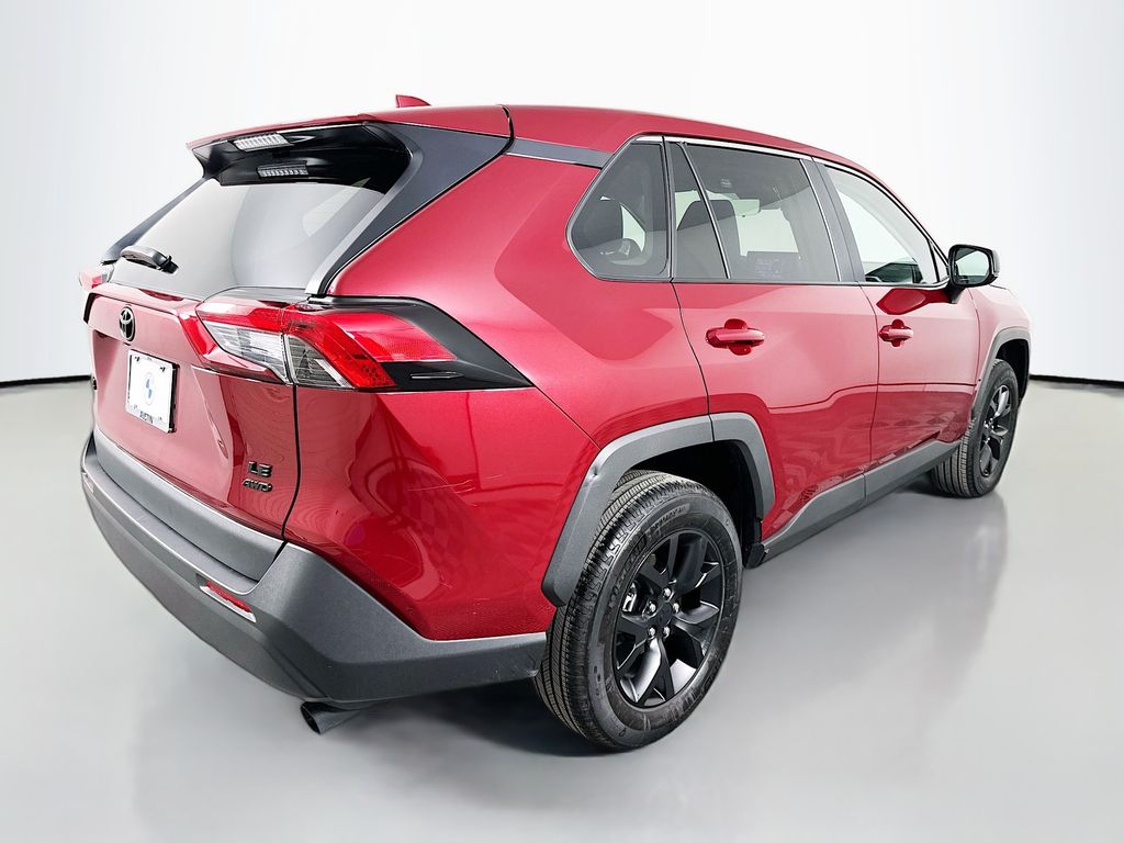 Thumbnail: 2022 Toyota RAV4 - 5