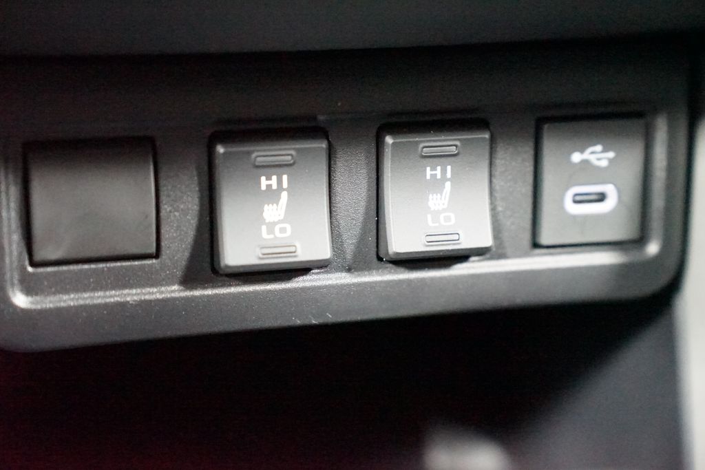 Thumbnail: 2025 Toyota Corolla Cross - 22