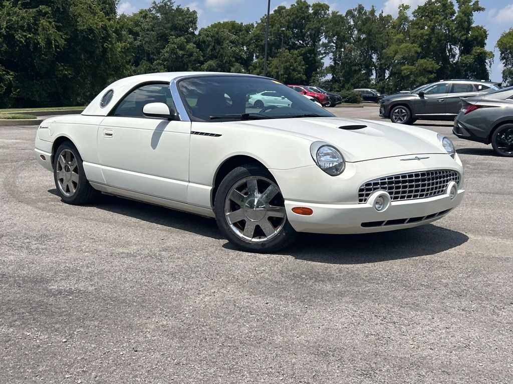 2002 Ford Thunderbird Deluxe RWD