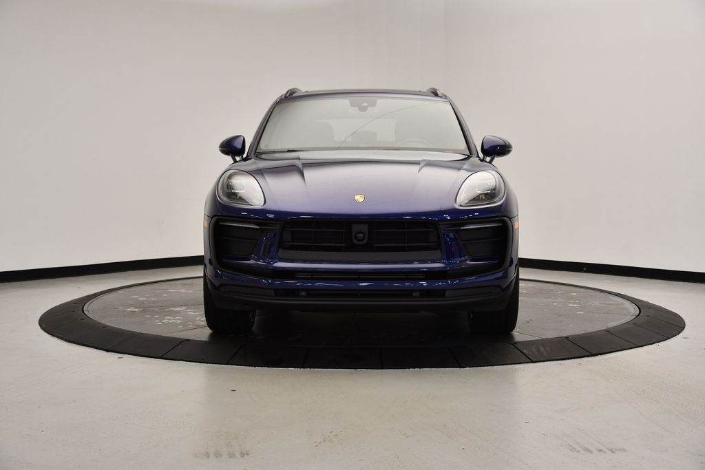 Thumbnail: 2025 Porsche Macan - 8