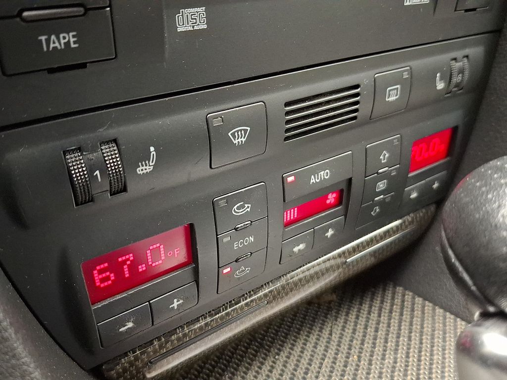 Thumbnail: 2003 Audi RS 6 - 18