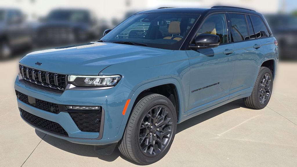 2026 Jeep Grand Cherokee Summit