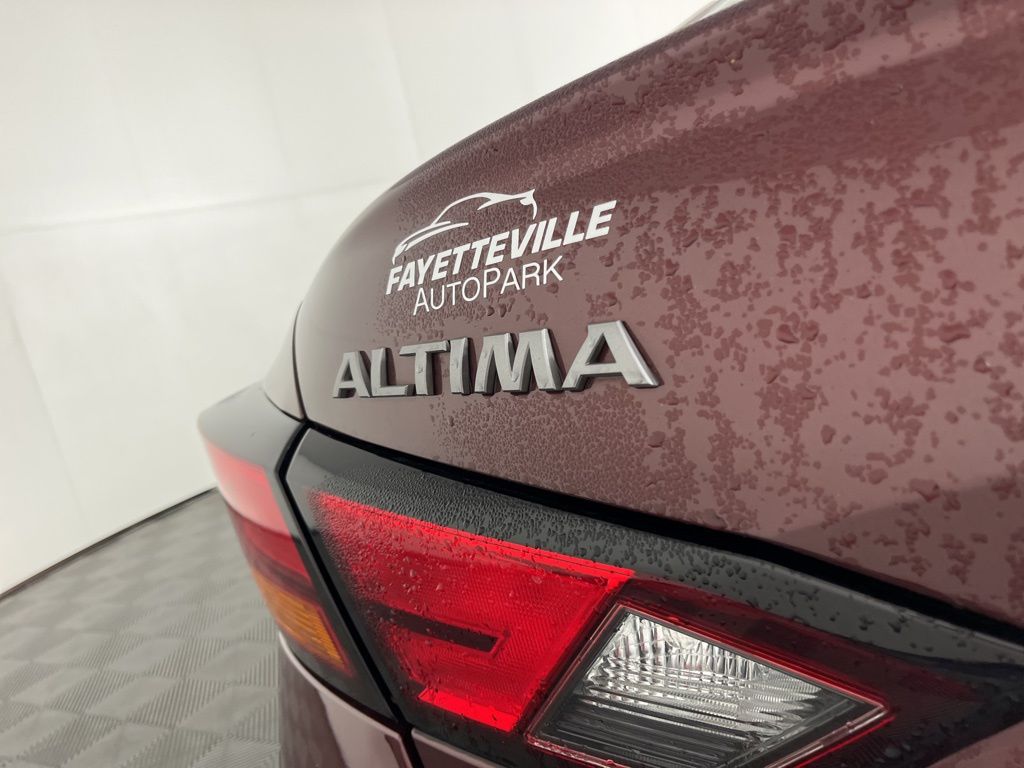 Thumbnail: 2025 Nissan Altima - 4