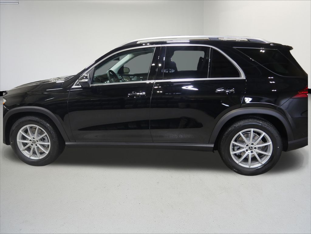 Thumbnail: 2026 Mercedes-Benz GLE - 2