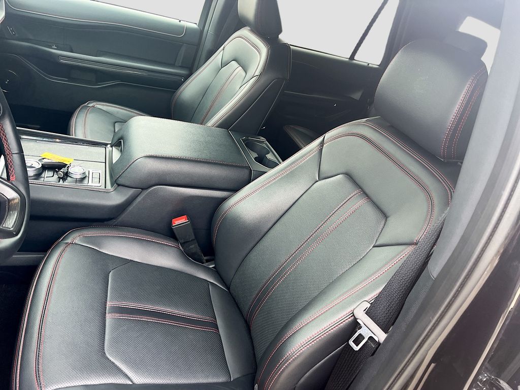 Used 2024 Black Ford Limited image 20