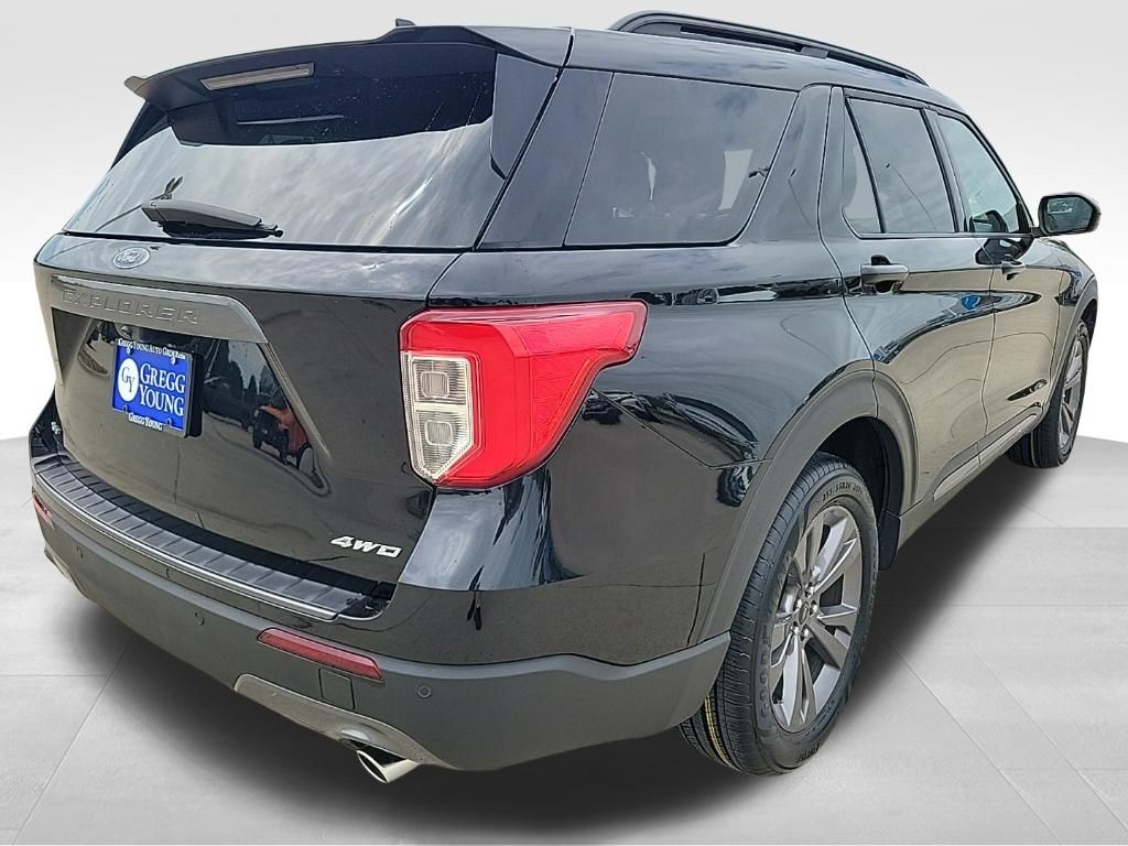 Used 2024 Ford Explorer SUV