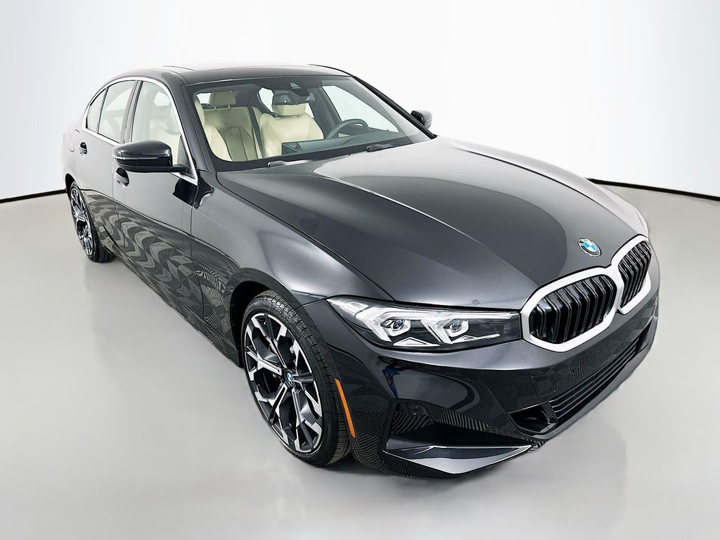 Thumbnail: 2025 BMW 3 Series - 3