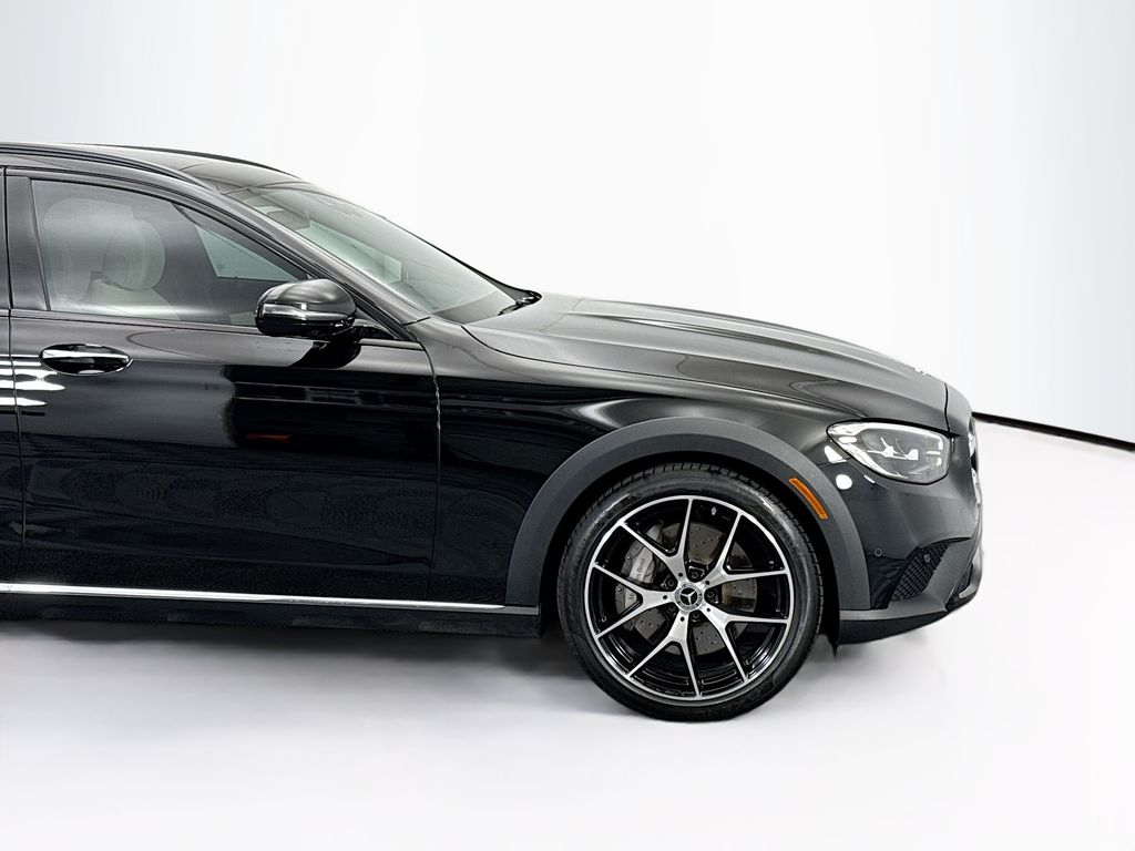 Thumbnail: 2023 Mercedes-Benz E-Class - 11