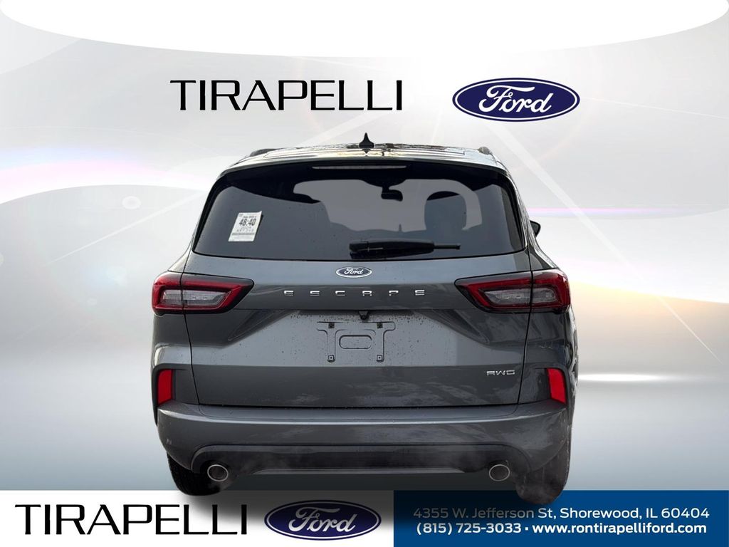 Certified Used 2024 Gray Ford ST-Line image 10