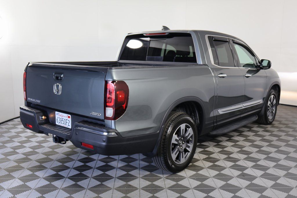 Thumbnail: 2017 Honda Ridgeline - 4