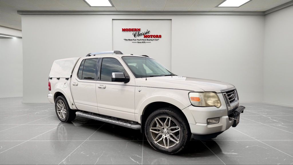 White 2008 Ford Explorer Sport Trac Limited V8 4WD Pickup Truck Four-Wheel Drive 6-Speed Automatic