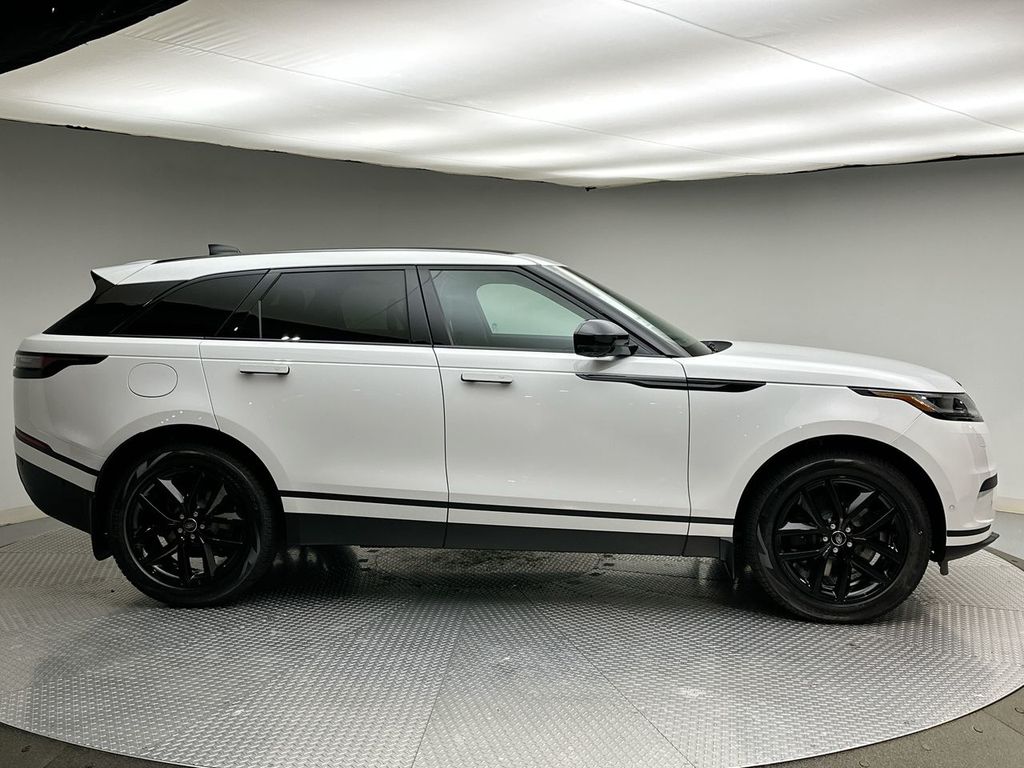 Thumbnail: 2026 Land Rover Range Rover Velar - 4
