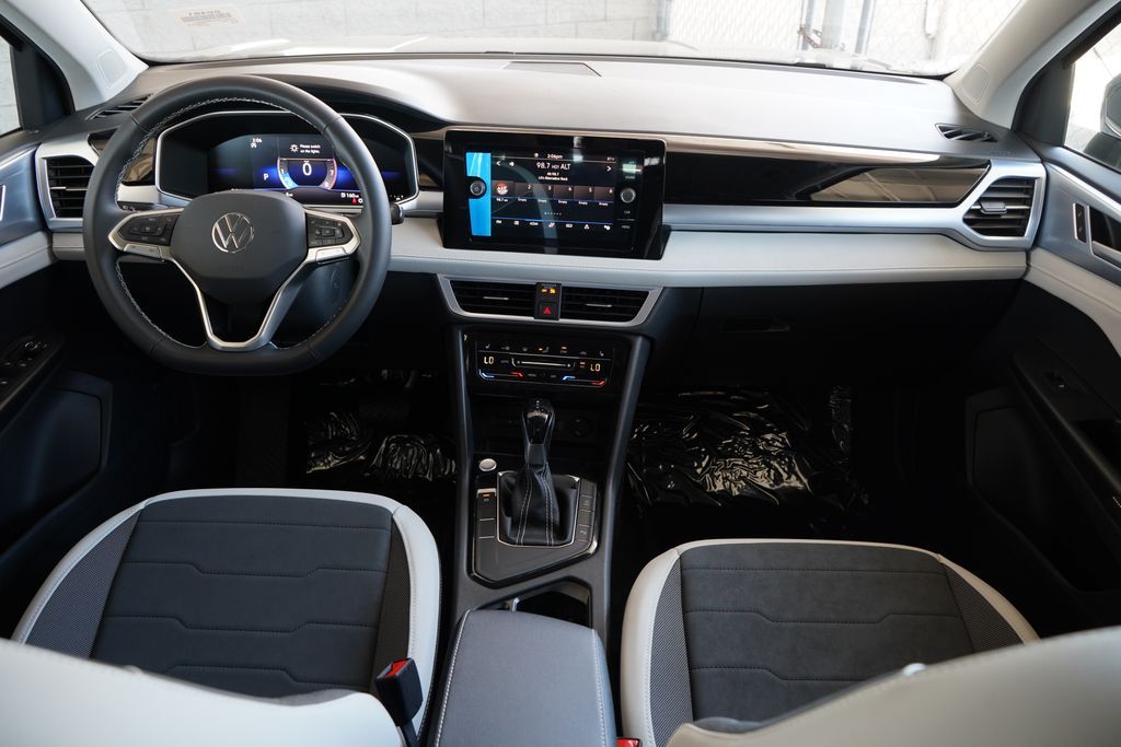 Thumbnail: 2026 Volkswagen Taos - 8