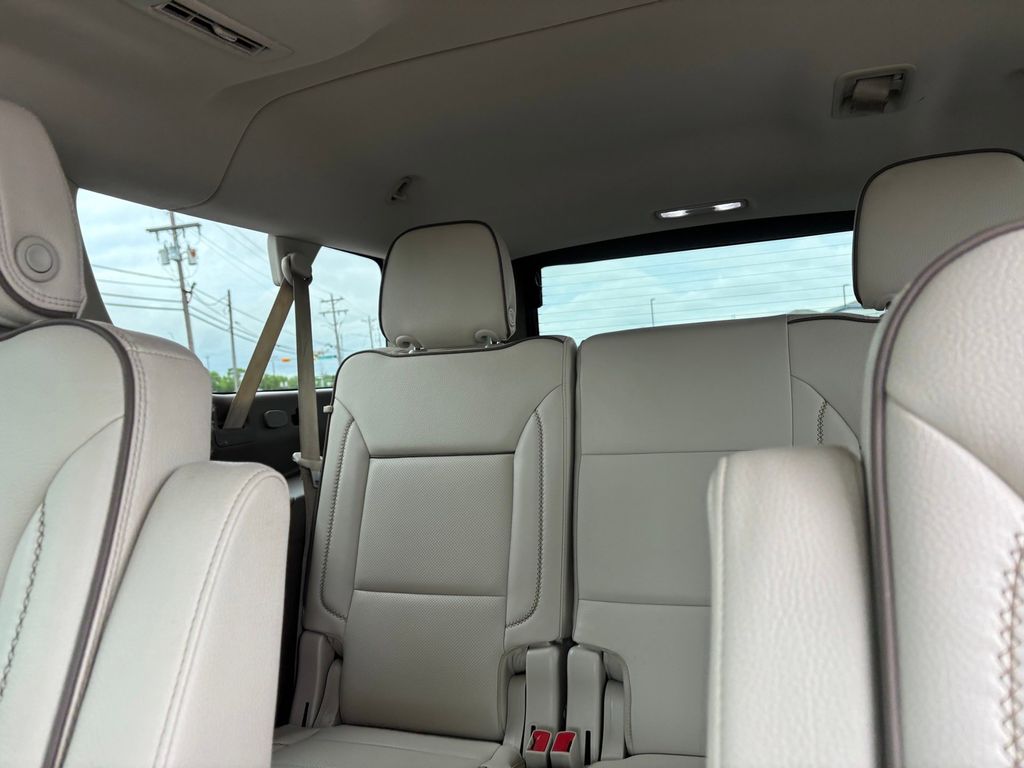 Used Car 2022 Gmc Yukon Xl  Denali For Sale Under $60,000 In Austin, Texas