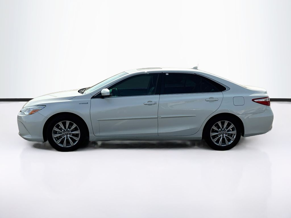 Thumbnail: 2016 Toyota Camry - 8