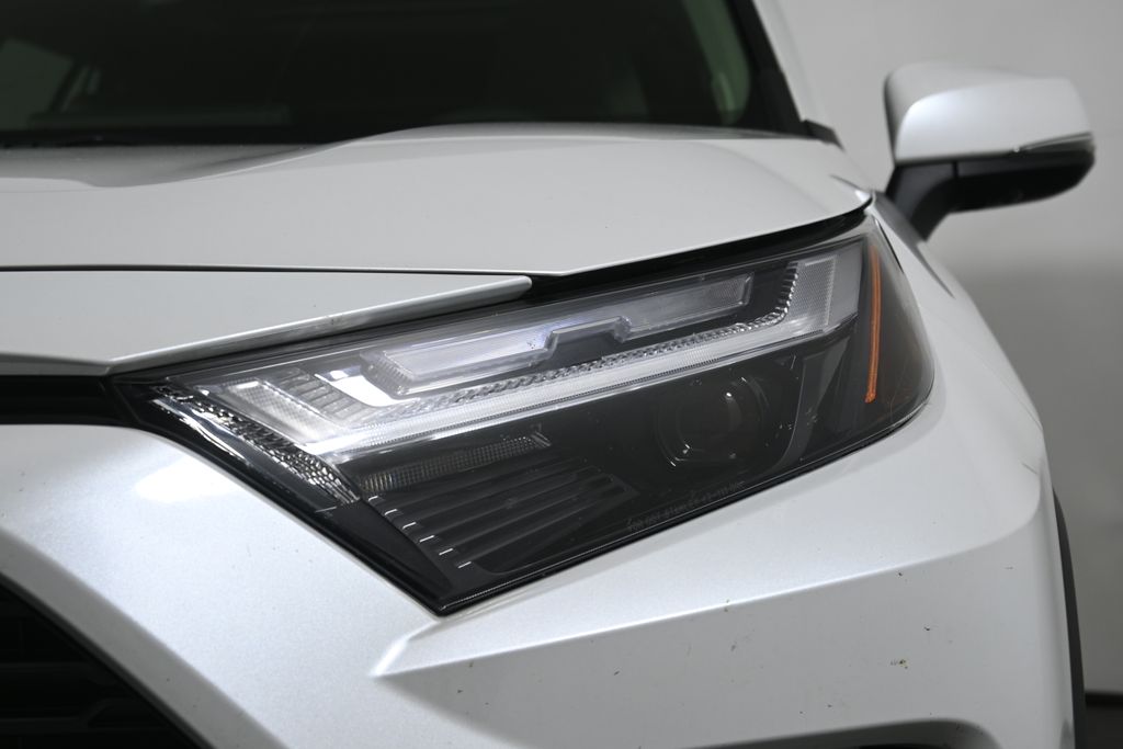 Thumbnail: 2023 Toyota RAV4 - 10