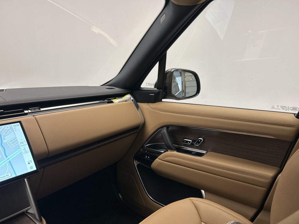 Thumbnail: 2026 Land Rover Range Rover - 26