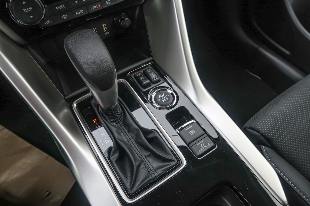 2026 Mitsubishi Eclipse Cross SE S-AWC