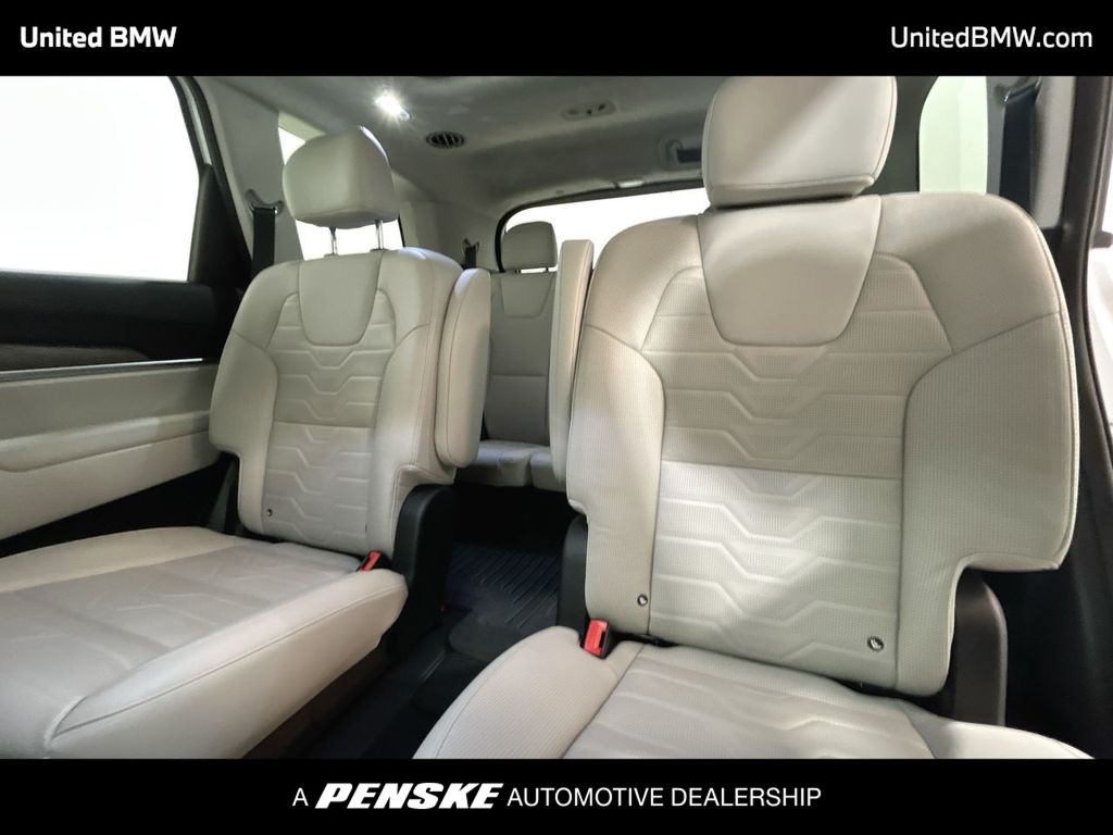Thumbnail: 2021 Kia Telluride - 21
