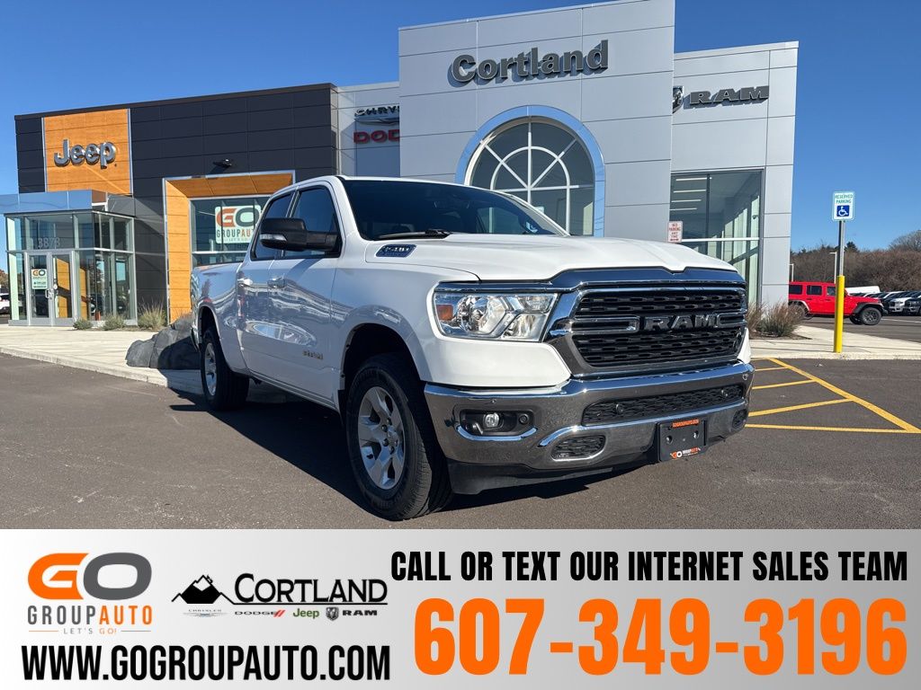 Bright White Clearcoat 2022 RAM 1500 Big Horn Quad Cab 4WD Pickup Truck Four-Wheel Drive 8-Speed Automatic