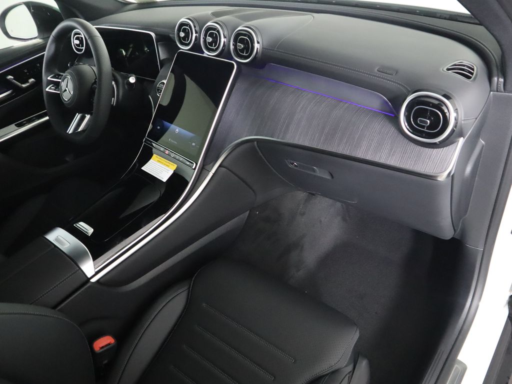 Thumbnail: 2026 Mercedes-Benz GLC - 18