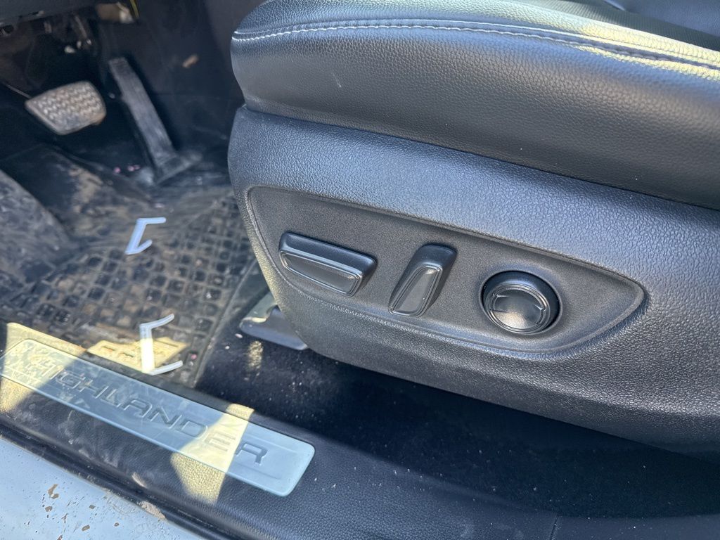 2022 Toyota Highlander Hybrid