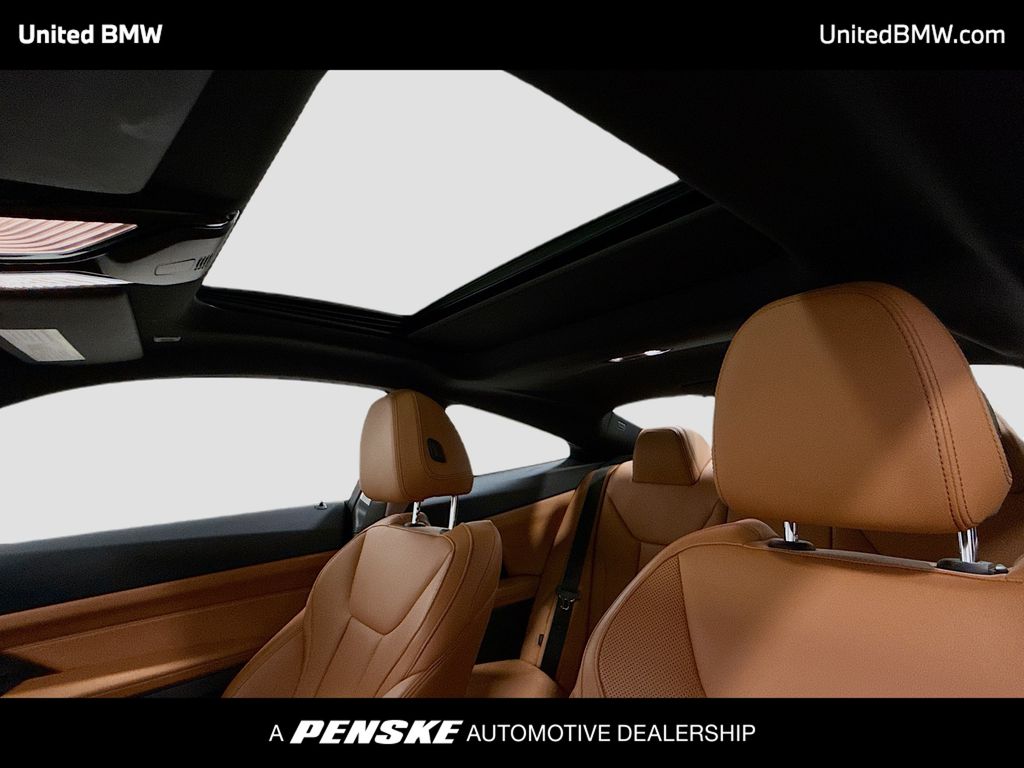 Thumbnail: 2025 BMW 4 Series - 12