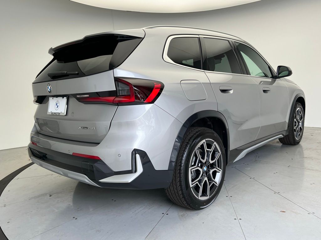 Thumbnail: 2026 BMW X1 - 3
