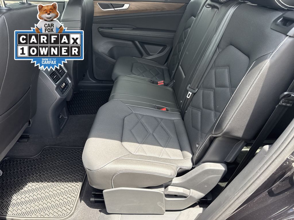 2024 Volkswagen Atlas 2.0T SE w/Technology Black at AutoSavvy Houston Southwest