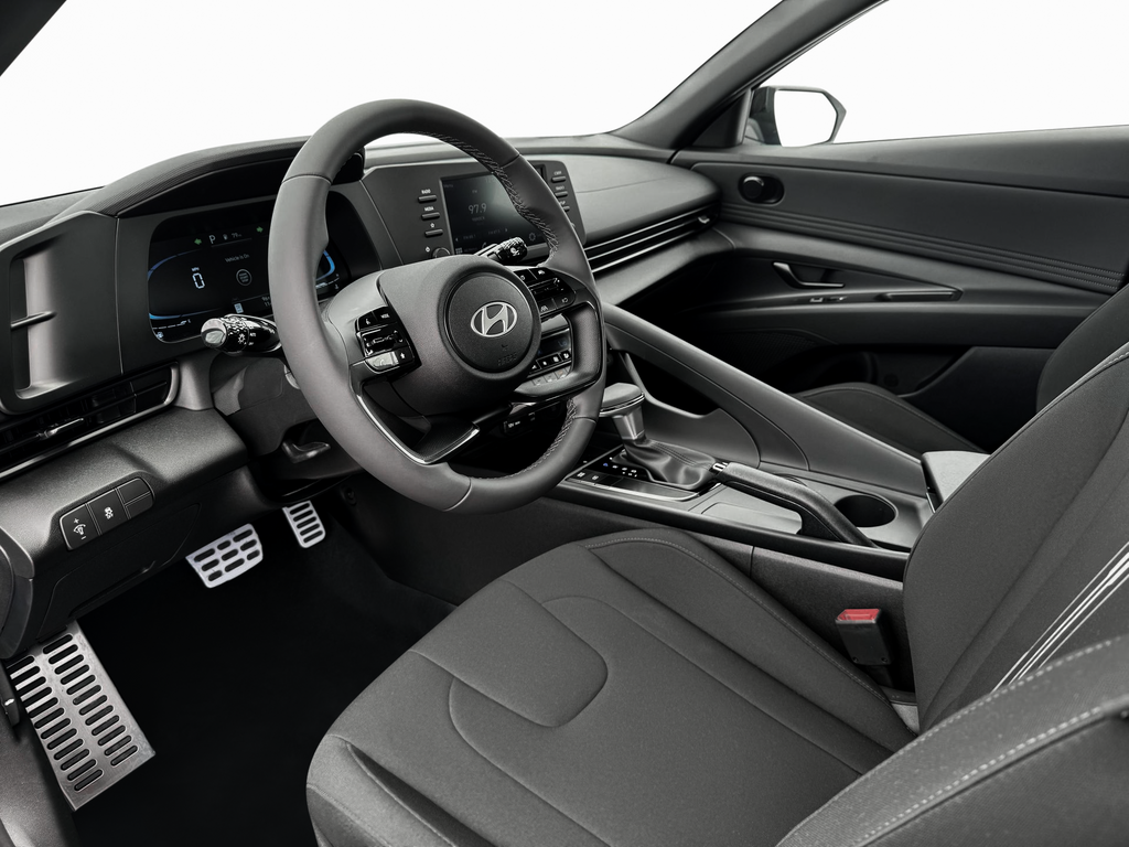 Thumbnail: 2025 Hyundai Elantra - 14