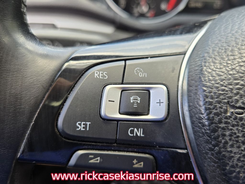 2018 Volkswagen Passat - $11,990