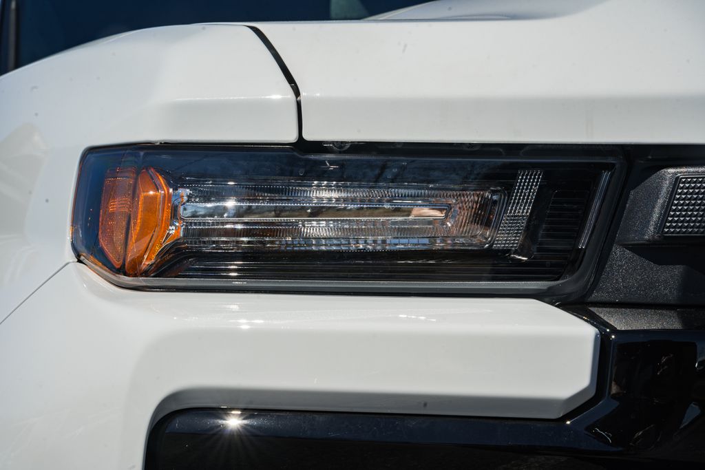 ChevroletSilverado 3500HD12