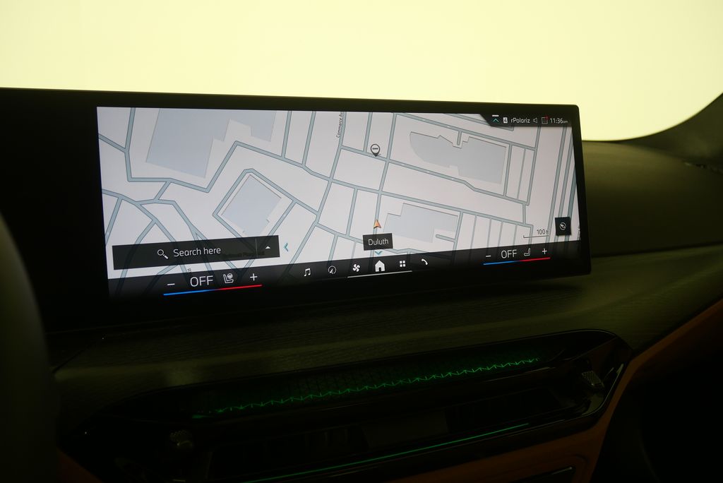 Thumbnail: 2025 BMW 3 Series - 26