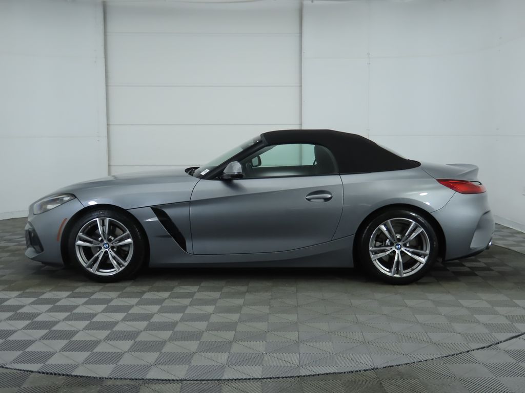Thumbnail: 2025 BMW Z4 - 16